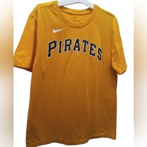 Pittsburgh Pirates yellow Nike short sleeve Men's t shirt (M)